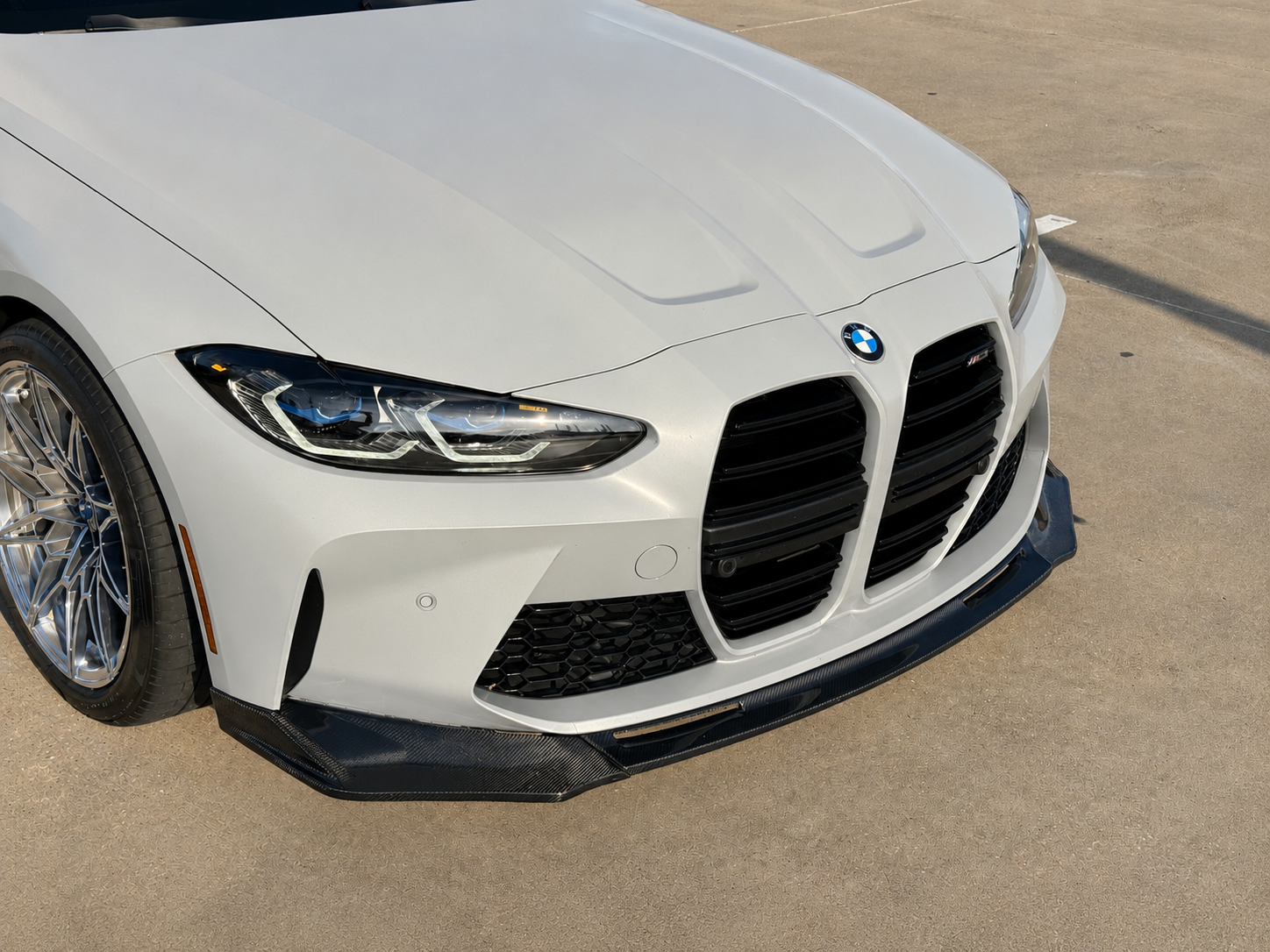 V Style Carbon Fiber Front Splitter - BMW M3/4 G8X