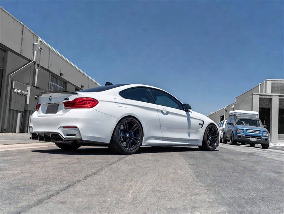 Carbon Fiber Rear Diffuser V Style - BMW M3/4