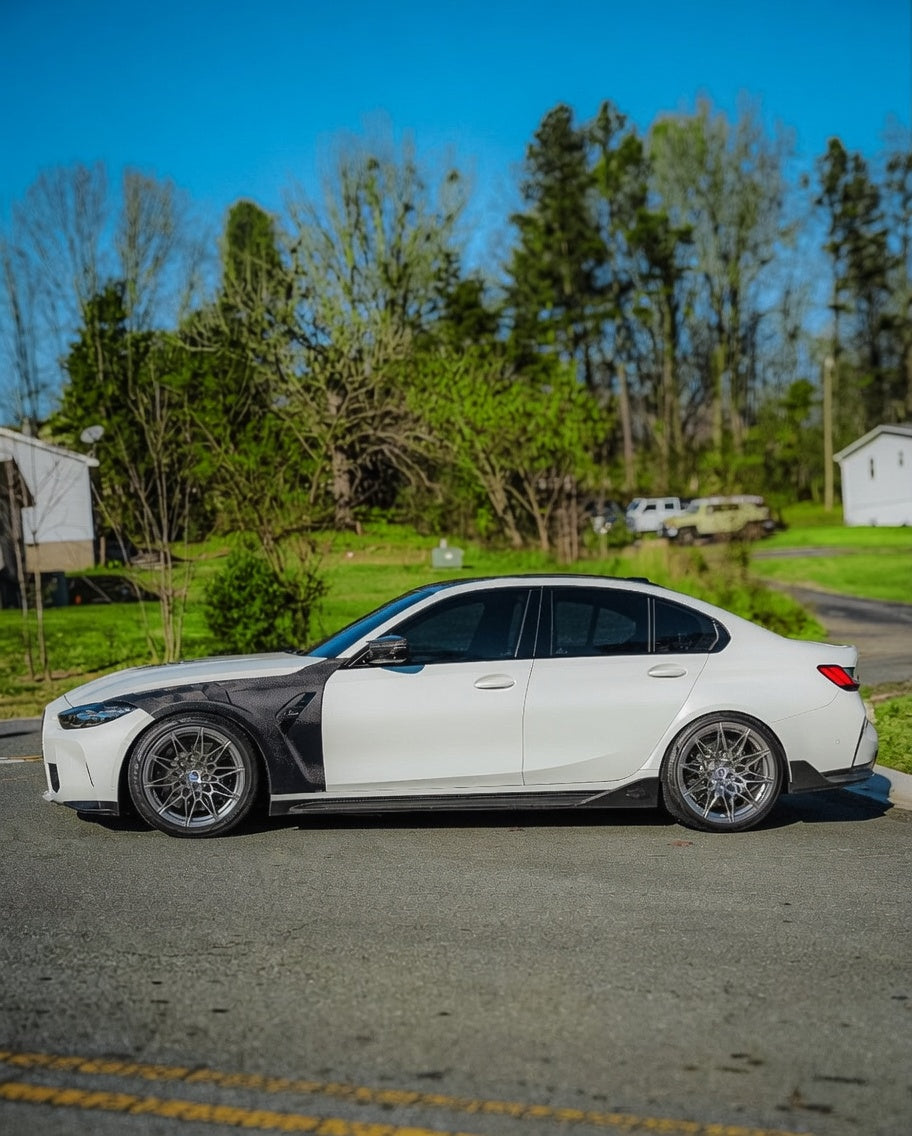 AE Style Carbon Fiber Side Fenders - BMW M3 G80