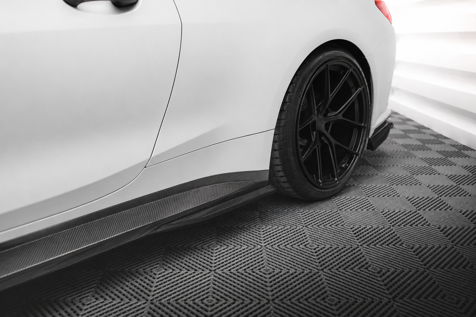 MAX Style Carbon Fiber Side Skirts - BMW M4 G82